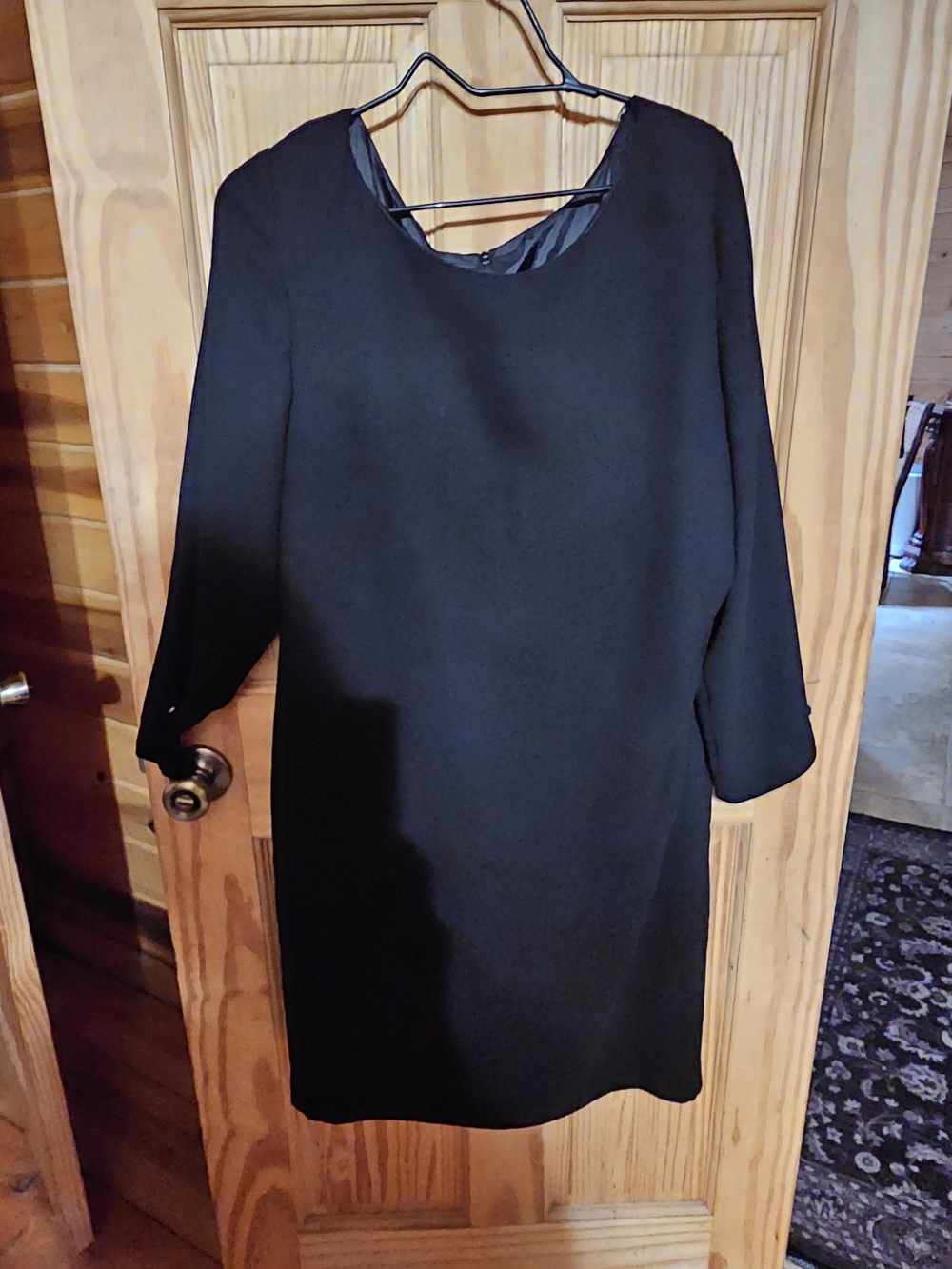 Virgo Black Long Sleeve Shift Dress with Subtle Scoop Neck